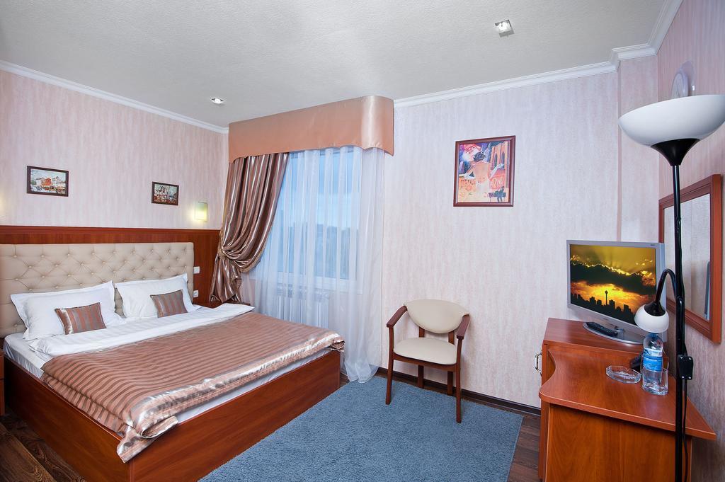 Aureliu Hotel Krasnodar Eksteriør billede